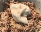 A picture of step 4 of Tuna mayo rice.
