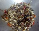 Foto langkah ke 4 dari resep Tumis Tongkol Suwir Manis Pedas Gurih.