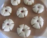 A picture of step 12 of Bean Paste Buns for Cherry Blossom Viewing.
