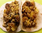 A picture of step 7 of Cheesey Brunch Burritos.
