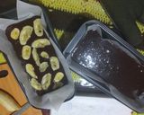 Gambar langkah 4 resipi Kek pisang coklat (super moist).