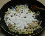 A picture of step 3 of [Farmhouse Recipe] Our Family's Easy Gratin.