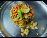 A picture of step 5 of Sweet potato peanut chat.
