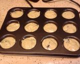 A picture of step 12 of Smoothie Cupcakes.