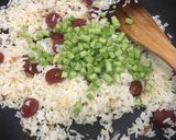Foto langkah ke 2 dari resep Nasi Goreng Buncis Mentega.