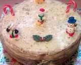 A picture of step 4 of Vickys Christmas Cake Decoration Ideas.