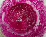 Foto langkah ke 3 dari resep Dragon Smoothie Bowl.