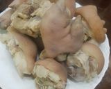 Hình bước làm 2 của món Canh hoa chuối móng giò
