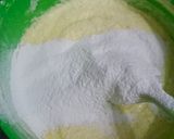 A picture of step 5 of Marbel cake 🎂🎂.