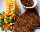 Foto langkah ke 7 dari resep Beef Steak with Black Pepper Sauce #dapurwiwin 👩🏻‍🍳.