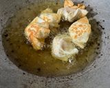 Foto langkah ke 4 dari resep Dimsum Goreng Keju Lumer.