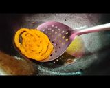 A picture of step 7 of Jalebi.