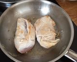 A picture of step 2 of Vietnamese Chicken Pho.
