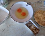 Joghurtban pácolt csirkemell magos bundában, gluténmentesen recept fázis 2 fotója