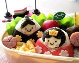 A picture of step 9 of Empress & Emperor for Girls' Day Bento.
