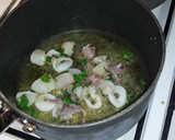 A picture of step 5 of Fried Squid with Ginger Soy Sauce.