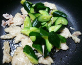 A picture of step 5 of Cucumber and Chicken Sweet and Sour Stir-fry.