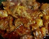 A picture of step 5 of Mutton rogan josh.