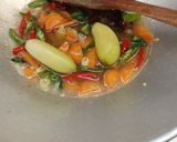Foto langkah ke 3 dari resep Asem-asem Daging Belimbing Sayur.