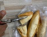 Hình bước làm 1 của món Bánh mì lướt sóng ăn vặt!
