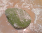 A picture of step 10 of Sakura and Matcha Cookies.