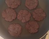 Foto langkah ke 5 dari resep Choco cookies teflon.