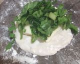 Foto del paso 4 de la receta: Pancitos rellenos de acelga y queso!