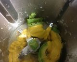 Foto del paso 3 de la receta Salteado de Maiz en grano con Crema de Aguacate y Mostaza. Mambo touch