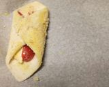 A picture of step 3 of Cannelloni di pane alla caprese.