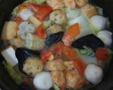 Foto langkah ke 7 dari resep Fish Ball Soup.