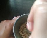 સીંગ ની ચીક્કી(Peanuts Chikki Recipe in Gujarati) રેસીપી સ્ટેપ2ફોટો