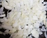 Foto del paso 2 de la receta: Salteado de champiñones con brócoli y cebolla