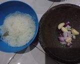 Foto langkah ke 1 dari resep Tahu Fantasi Bihun (Sarang Burung).