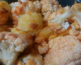 Foto del paso 5 de la receta: Coliflor con patata, ajo y pimentón🙂🍽
