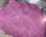 Foto langkah ke 3 dari resep Klepon/Onde Onde Ubi Ungu.