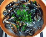 Foto del paso 5 de la receta: Mejillones rellenos de crema de mejillones al vapor