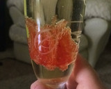 Foto del paso 2 de la receta: Champagne con hibisco 🌺