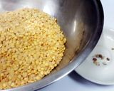 A picture of step 1 of Homemade Soymilk.