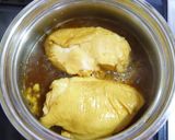 A picture of step 3 of Boiled Chicken Breast.