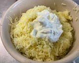 Une image de l'étape 5 de Purée de pommes de terre à l'ail et à la crème.