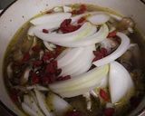 A picture of step 6 of Chinese Goji Berry & Tomato Medicinal Soup.