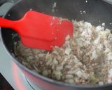 A picture of step 4 of Summery Dry Curry With Fresh Tomatoes.