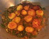 A picture of step 8 of Aloo Palak.