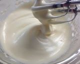 A picture of step 3 of Fluffy, Melt-in-your-mouth Kuromame Cupcakes.