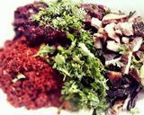 A picture of step 3 of Larb Muang / Spicy minced Beef salad.