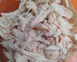 A picture of step 4 of Ají de gallina (Peruvian dish).
