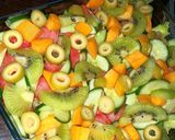 A picture of step 7 of Fruit explosion salad.