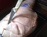 Foto del paso 3 de la receta: Asado a la parrilla de paleta chancho inyectada con limón y al chimichurri