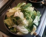 A picture of step 3 of Rich Sesame and Soy Milk Hot Pot.