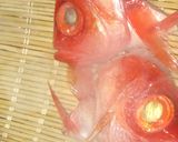 A picture of step 4 of Restaurant-Quality Simmered 'Kinmedai' (Splendid alfonsino) Head and Japanese Leeks.